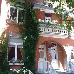 https://angelica-blue-bb.hotels-in-montreal.org